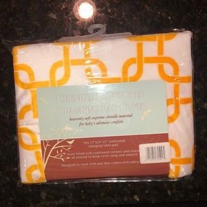 Gender neutral plush changing pad cover